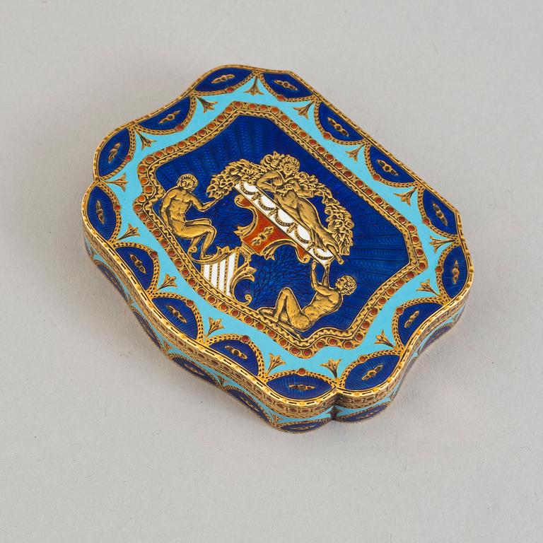 A 20th century gilded enamel box.