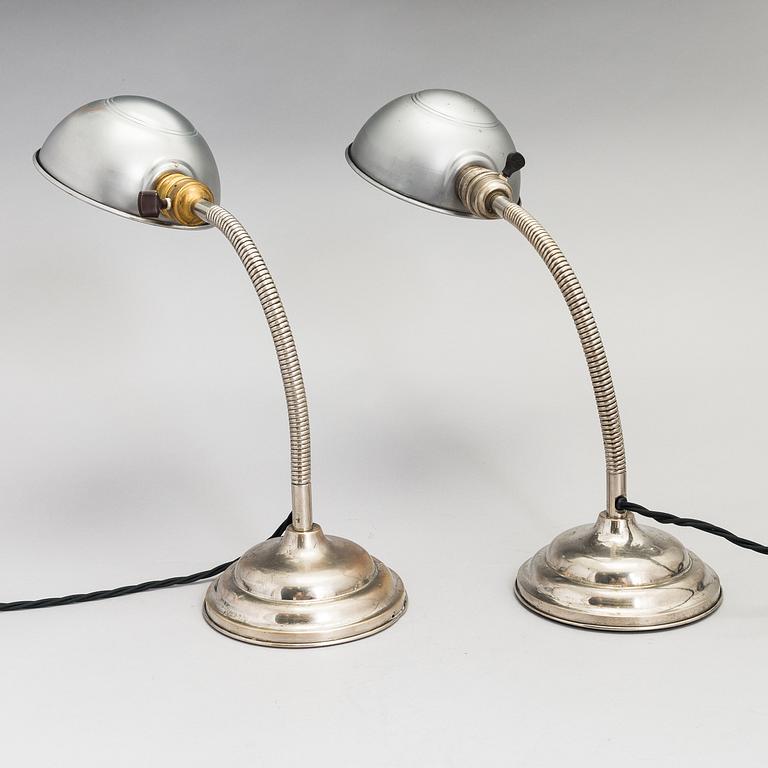 Bordslampor, 2 st, 1900-tal.