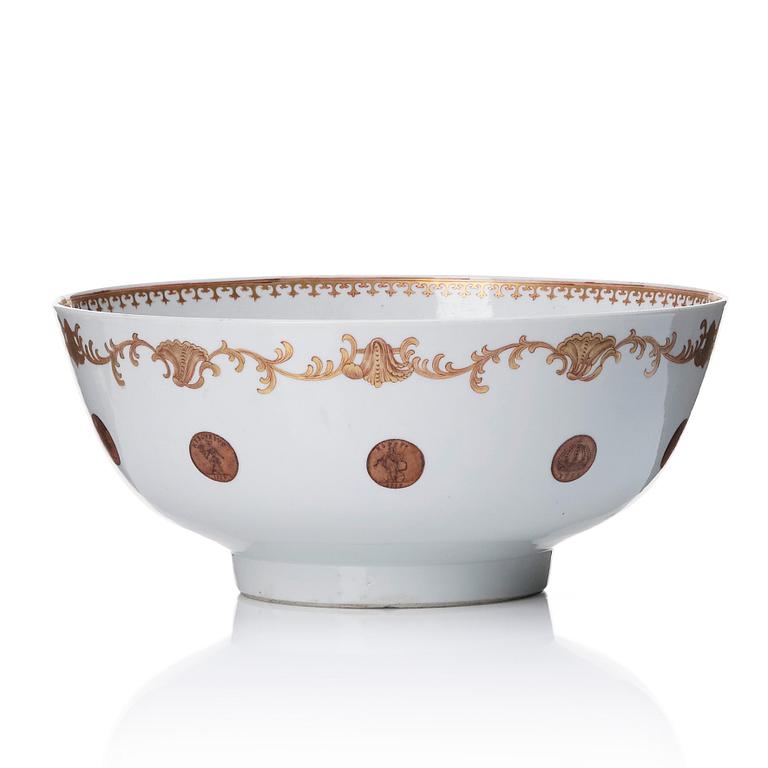 A Chinese Export punch bowl, Qing dynasty, Qianlong (1736-95).