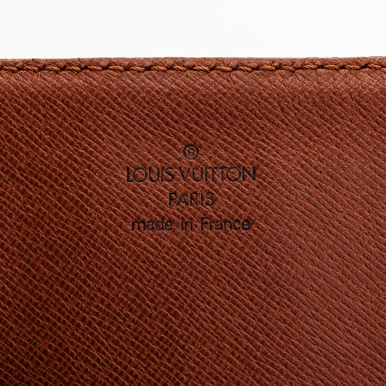Louis Vuitton, a Monogram Canvas 'Cartouchière' bag.