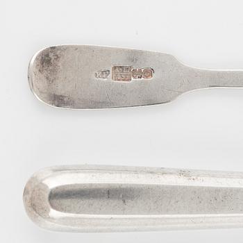 A Set of Russian Silver Fruit Knives and Coffee Spoons, St Petersburg 1873-95 (12 pieces).