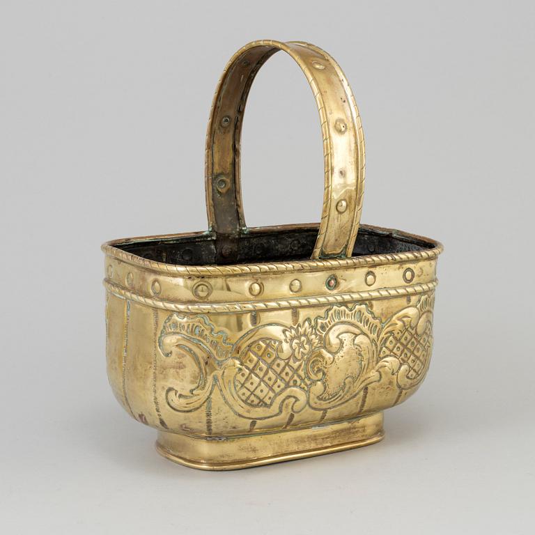 KORG, mässing, 1800-tal.