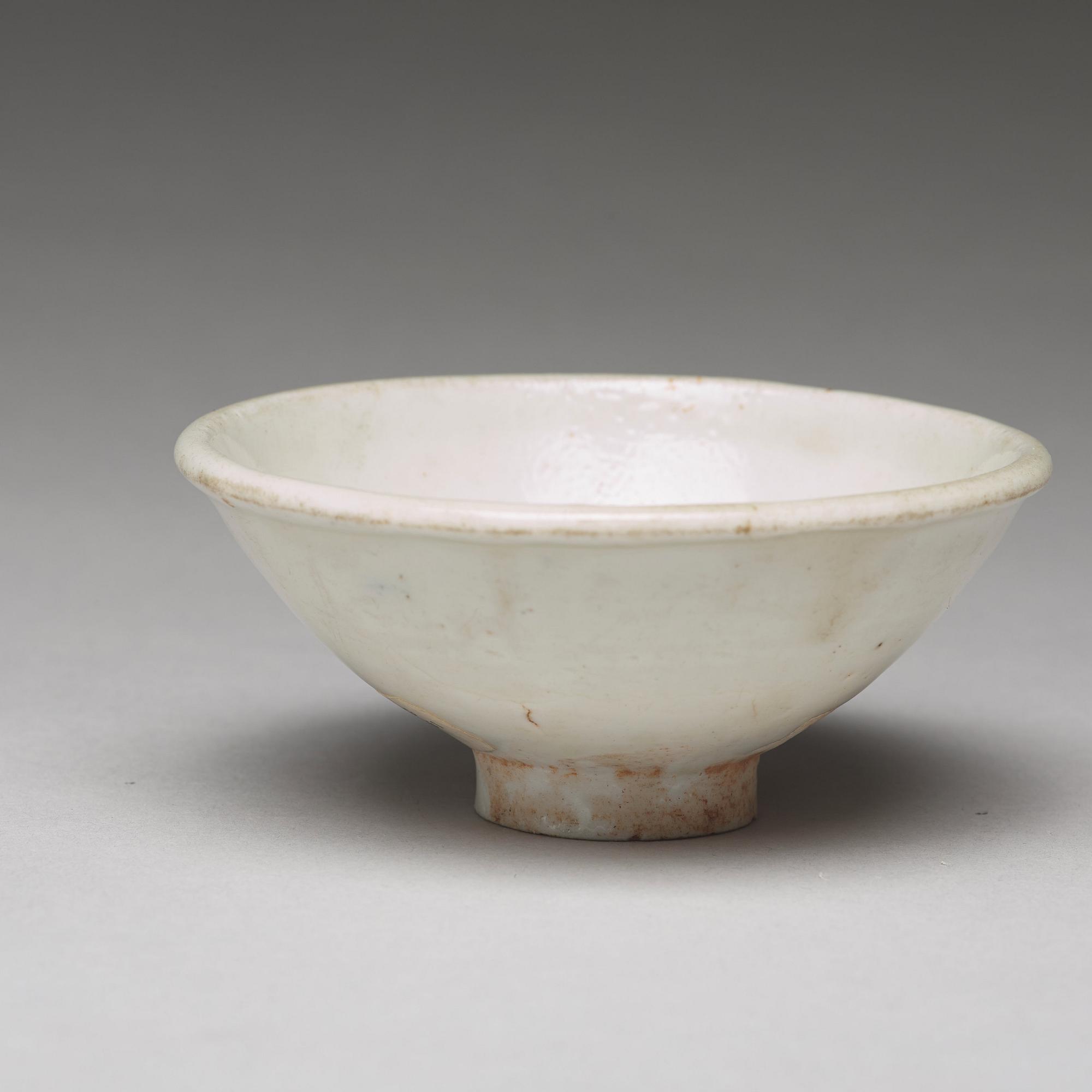 A white glazed bowl, Song dynasty (960-1279).