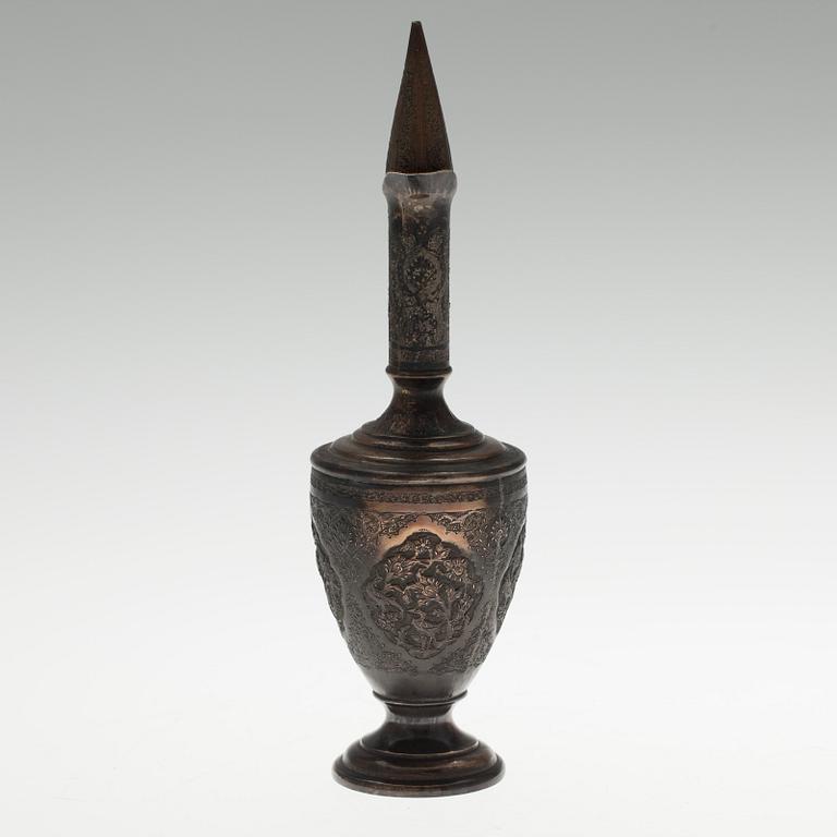 KANNA, underhaltigt silver, Persien omkring  1900-talets mitt.