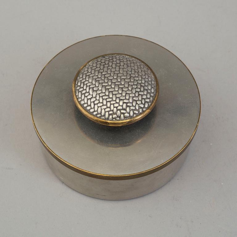 ESTRID ERICSON, burk med lock, för Firma Svenskt Tenn, Stockholm 1956.