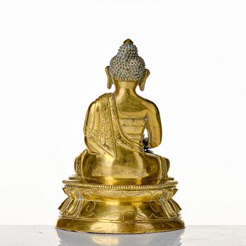 A seated bronze figure of amithaba Buddha, Tibeto-chinese, 18th Century.