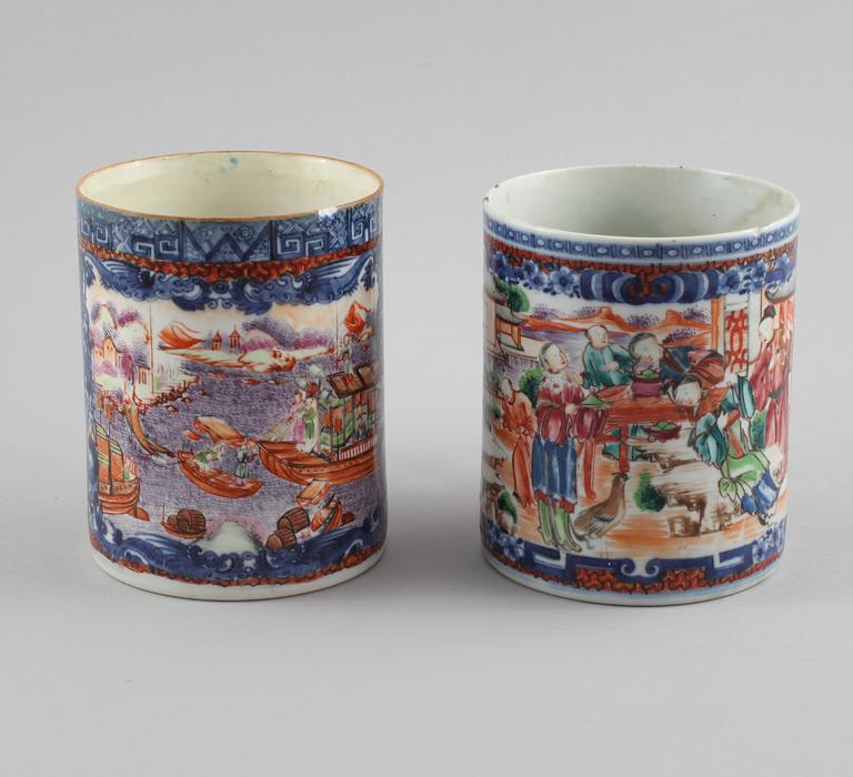 MUGGAR, 2 st, porslin, Kina, 1700-tal.