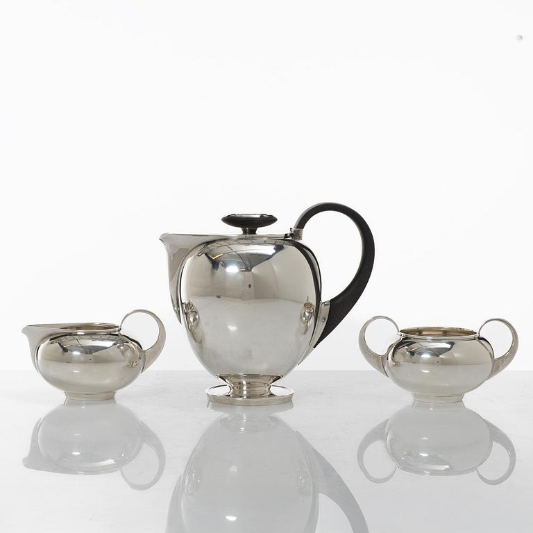 Kaffeservis, tre delar, sterling silver, design Harry Sørby, firma David Andersen, Norge.
