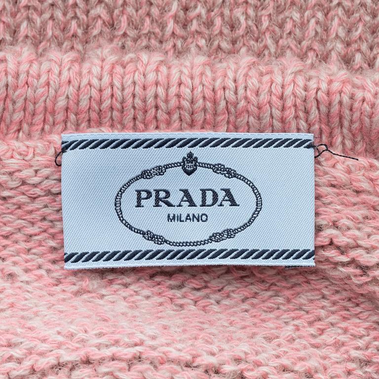 Prada, A pullover, size 34.