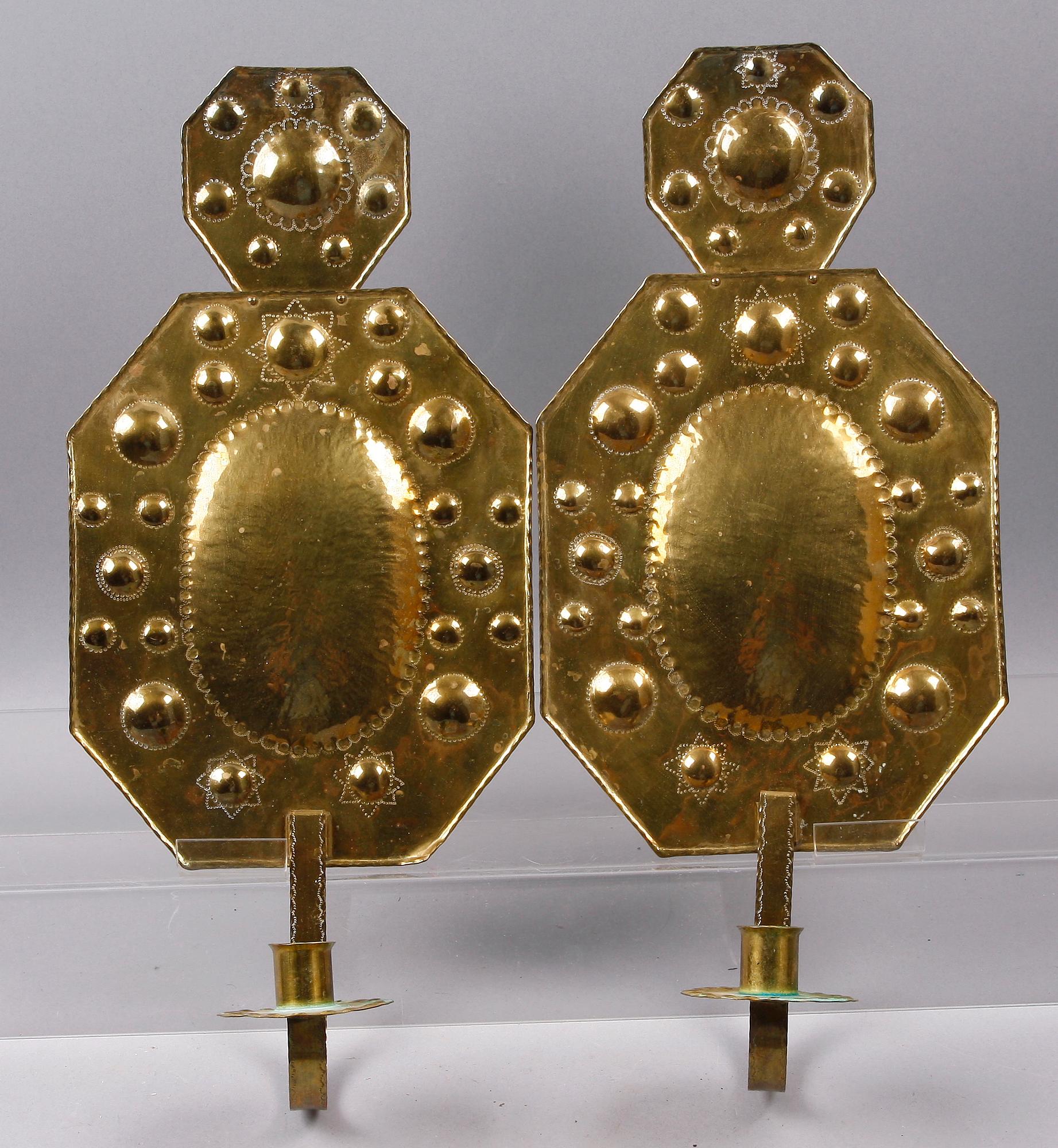 LJUSPLÅTAR, ett par, mässing. Barockstil, 1900-tal.