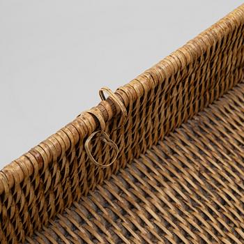 Tray on stand. 20th century.