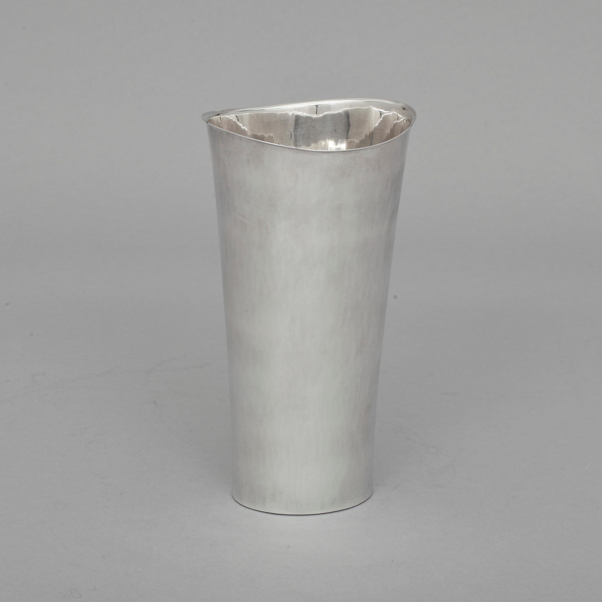 VAS, silver, E. Löfman, MGAB, Uppsala 1962. Vikt c:a 350 g.