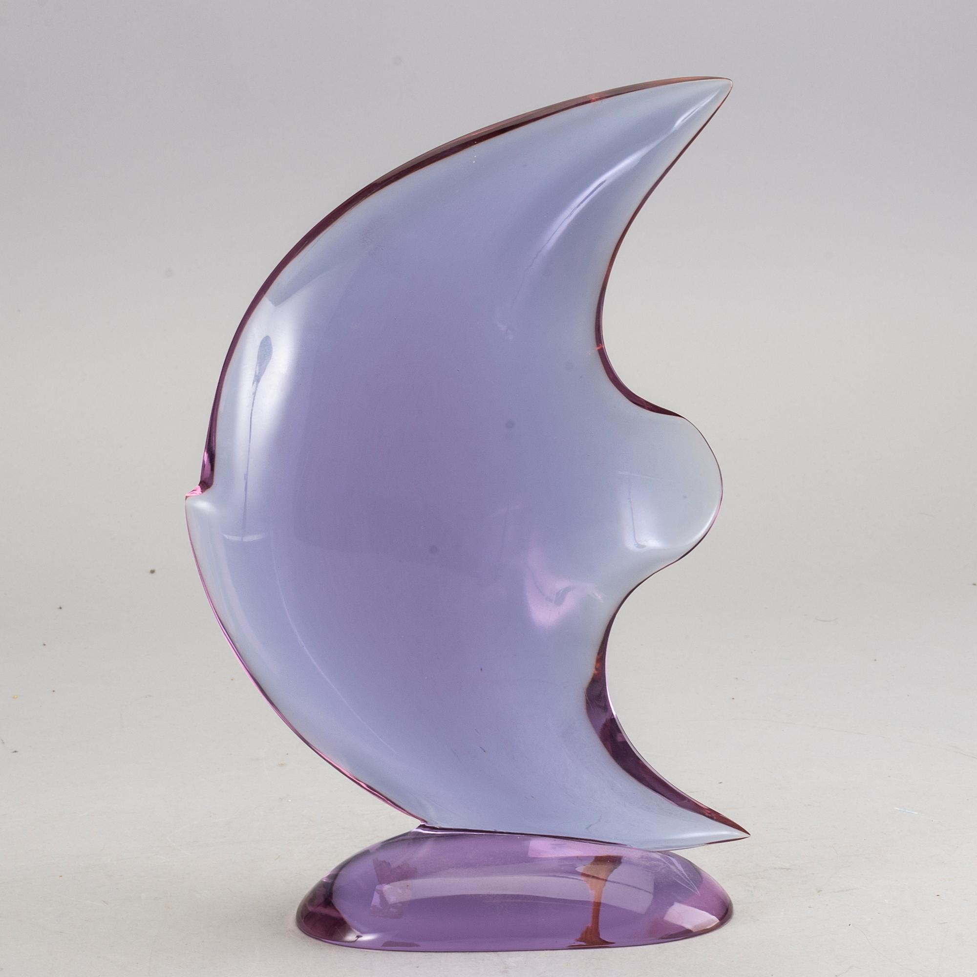 An 1950/60:s glass sculpture 'Pesce' by Flavio Poli for Seguso Vetri d’Arte, Murano Italy.