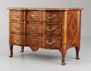 A Swedish late Baroque commode by C. Linning.