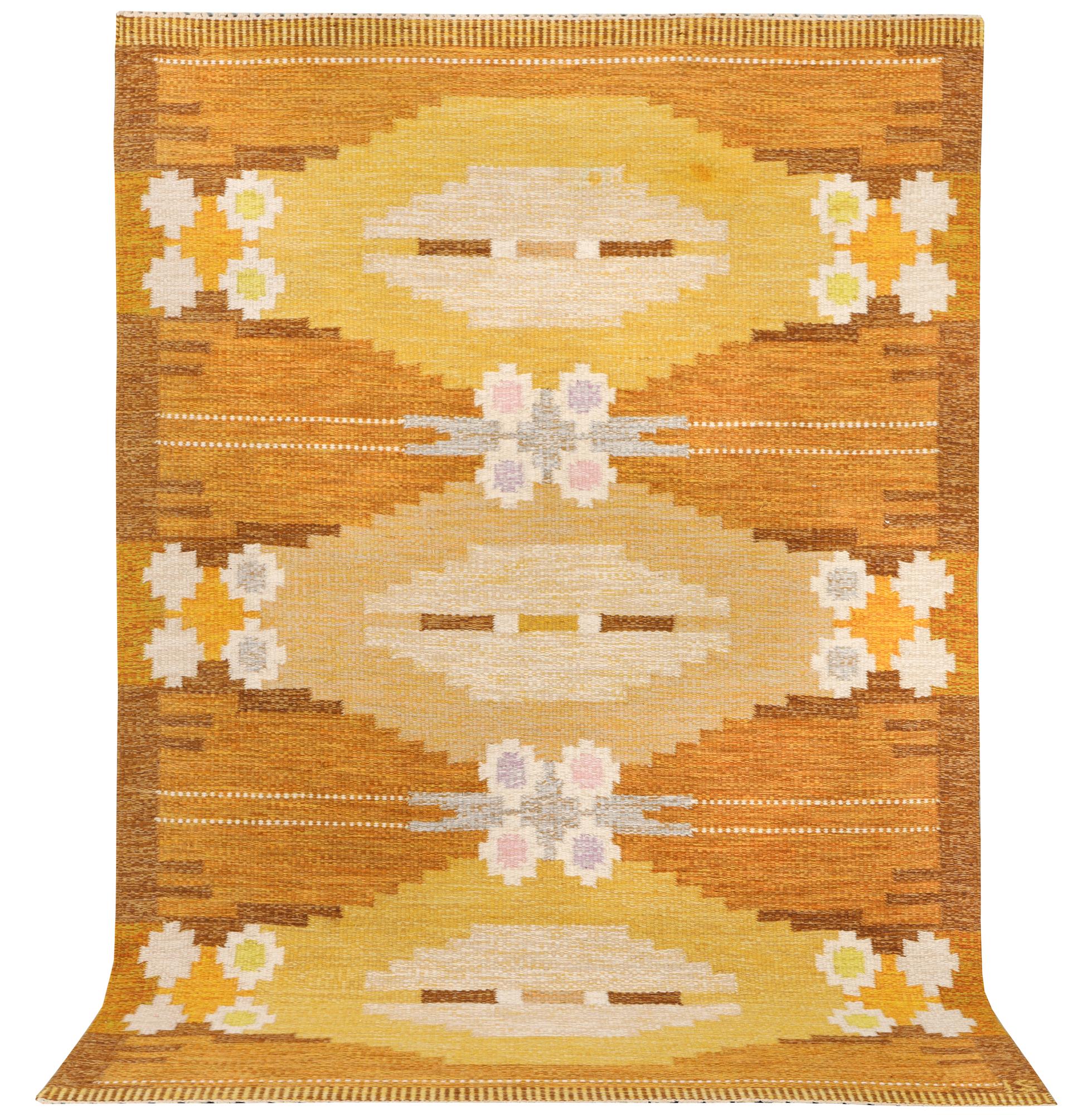 Ingegerd Silow, an 'Örbyhus' flat weave carpet, signed IS, c. 200 x 138 cm.