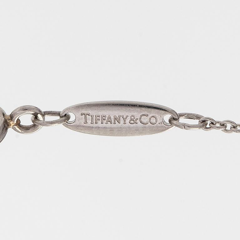 Tiffany & Co, Elsa Peretti, kaulakoru "Bean" platinaa ja timantteja.