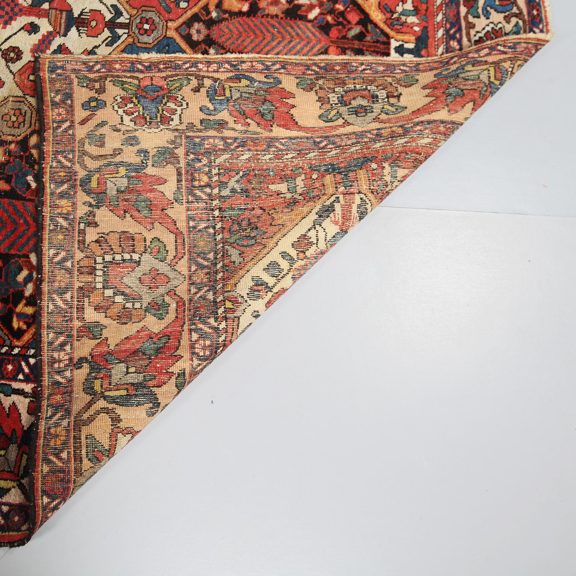 MATTA, semiantik, Bachtiari,  300 x 204 cm.