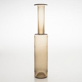 Nanny Still, pullo, malli 1737, signeerattu Riihimäen Lasi O.Y. Nanny Still.