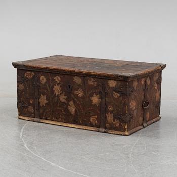 A painted Swedish chest, possibly from Uppland, second half of the 18th century.