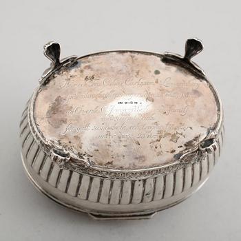 SOCKERSKRIN, silver, K Andersson, Stockholm 1918. Vikt ca 506 gram.