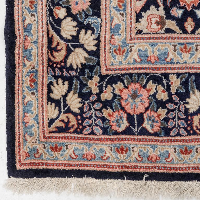 Rug, eastern Iran, approx. 312 x 206 cm.