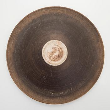 Francesca Mascitti-Lindh, A stoneware flower dish, signed FML Arabia.