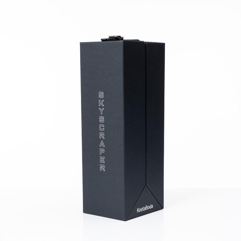 Lena Bergström, skulptur, glas, "Skyscraper one New York", Kosta Boda, limited edition 279/299, signerad, 2023.