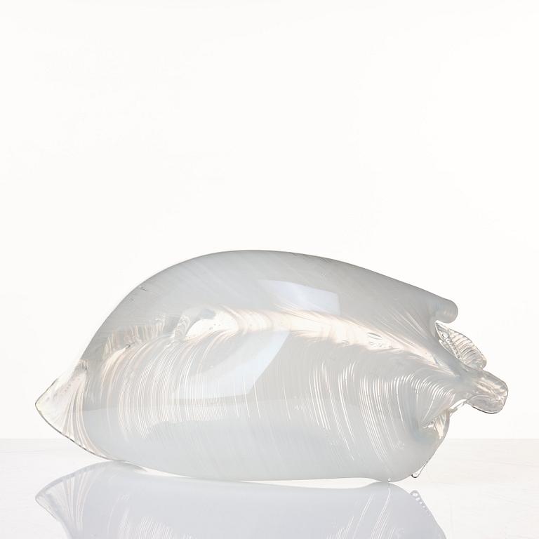 Tyra Lundgren, a leaf-shaped iridescent zanfirici bowl, Venini, Murano, Italy post 1938.