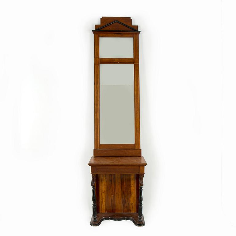 SPEGEL MED KONSOLBORD, Karl Johan, 1800-talets första hälft.