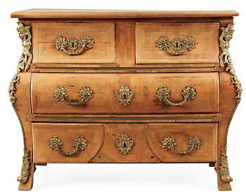 494. A Swedish Régence first half 18th Century commode.
