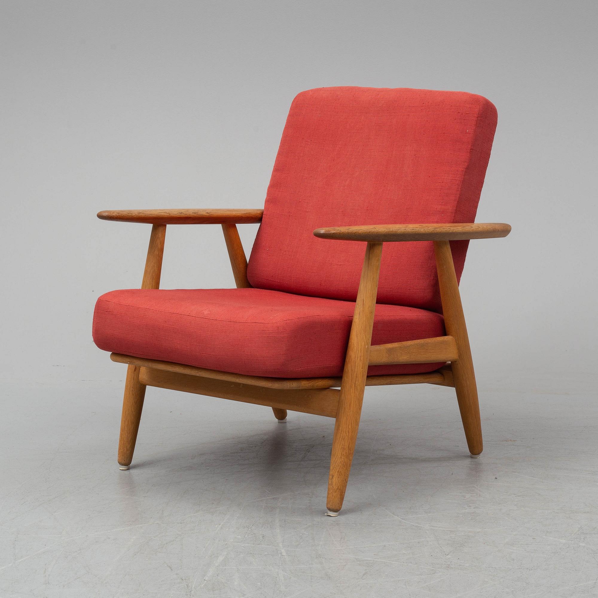 HANS J WEGNER, a model 