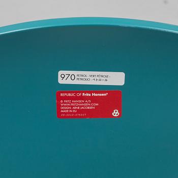 Arne Jacobsen, stolar, ett par, "Myran", Fritz Hansen, Danmark.