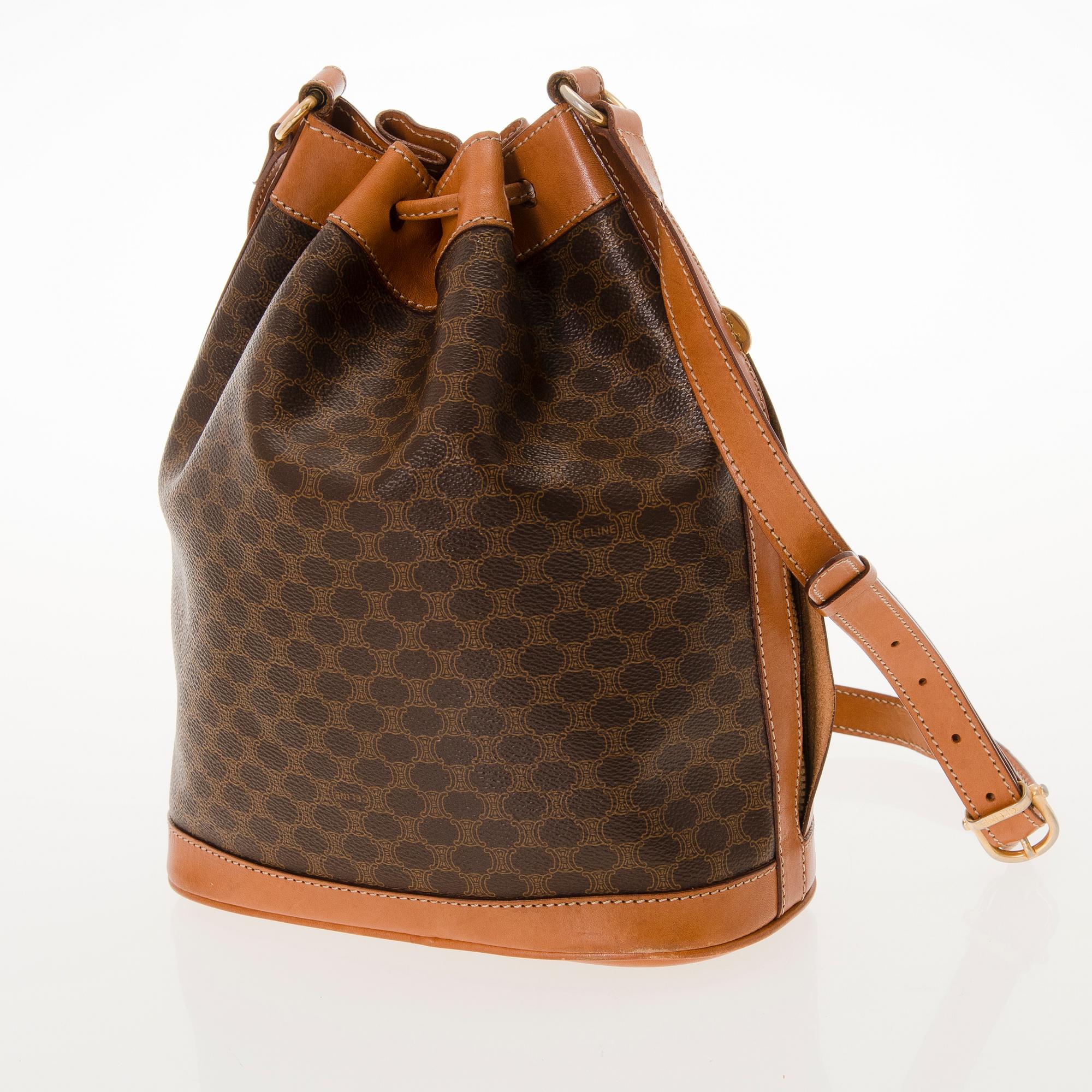 CELINE Macadam Bucket bag. Bukowskis