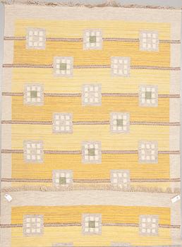 MATTA. Rölakan, monogramsignerad KLH IK (Kronobergs Läns Hemslöjd, Irma Kronlund). 1900-talets mitt. Ca 340X 203 cm.