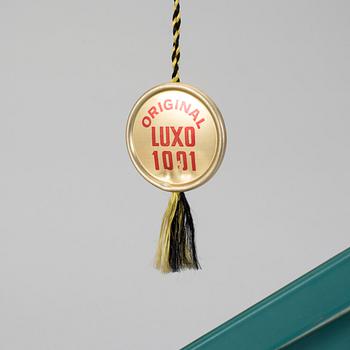 A Luxo 1001 desk lamp around 1950.