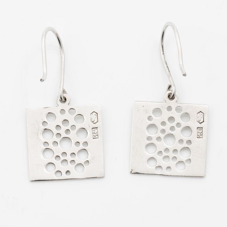 Liisa Vitali, necklace and a pair of earrings, sterling silver, Finland.