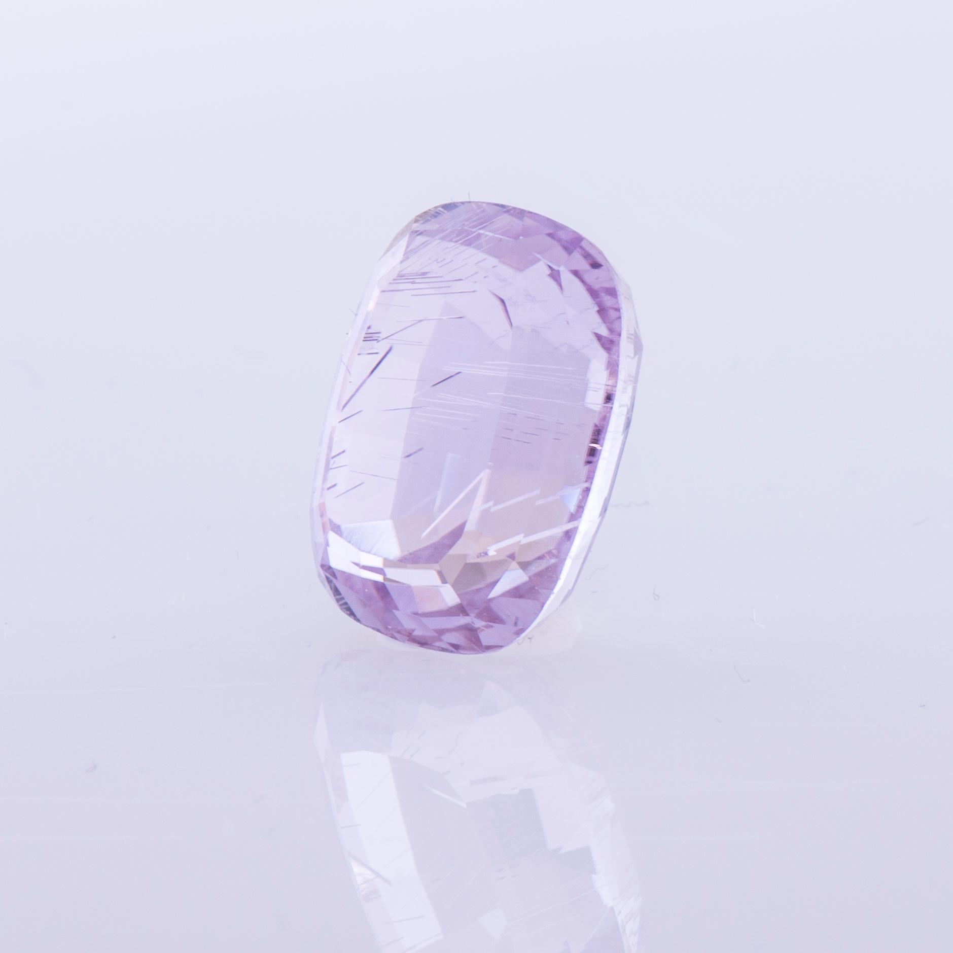 KUNZIT, dynslipad 15,7 ct.