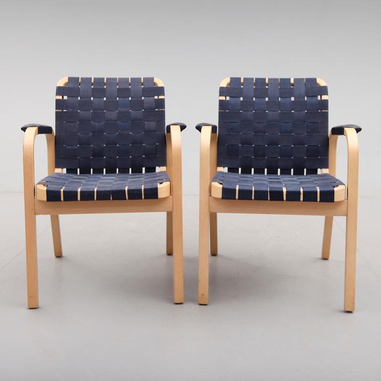 KARMSTOLAR, 1 par, Alvar Aalto, Artek, Finland, 1900-talets andra hälft.