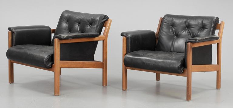 FÅTÖLJER, ett par, 1960-tal.