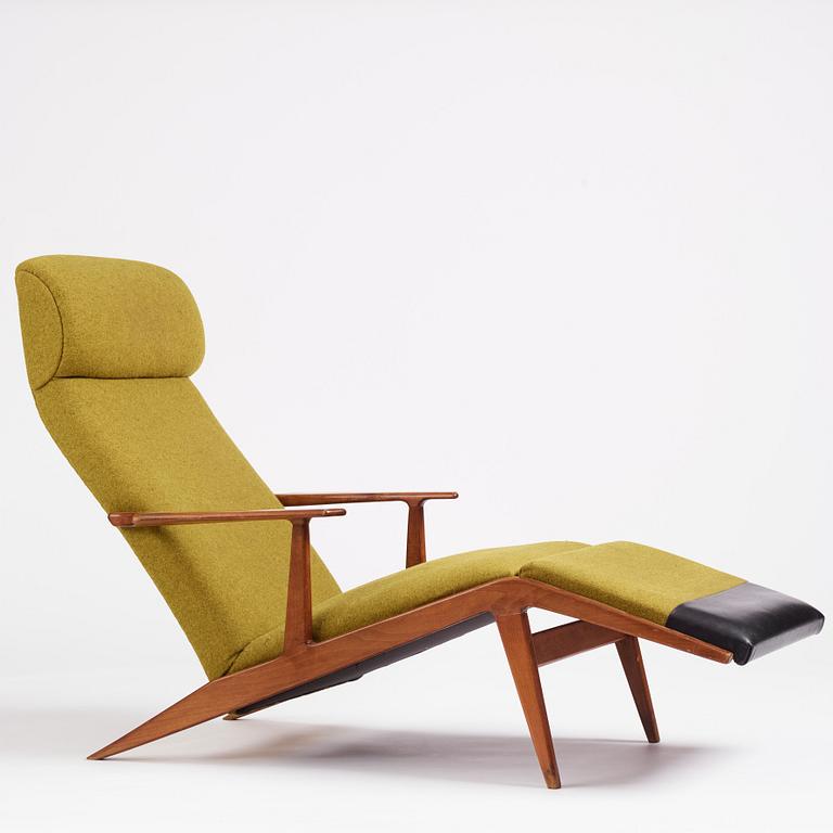 Svante Skogh, an easy chair, model no "231", Engen Möbler, Sweden 1950s.