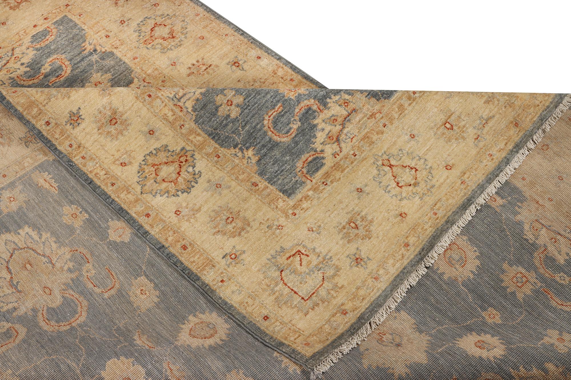 An Ushak rug, c. 242 x 165 cm.
