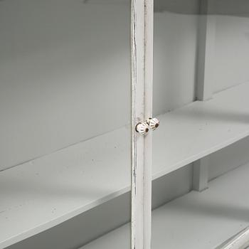 VITRINSKÅP, modern tillverkning.