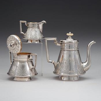 A Russian 19th century parcel-gilt three-piece coffee-set, possibly of Fabian Allenius, St. Petersburg 1877.