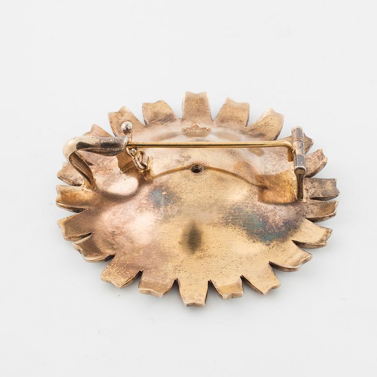 ANTON MICHELSEN, Copenhagem, a "Daisy" brooch.