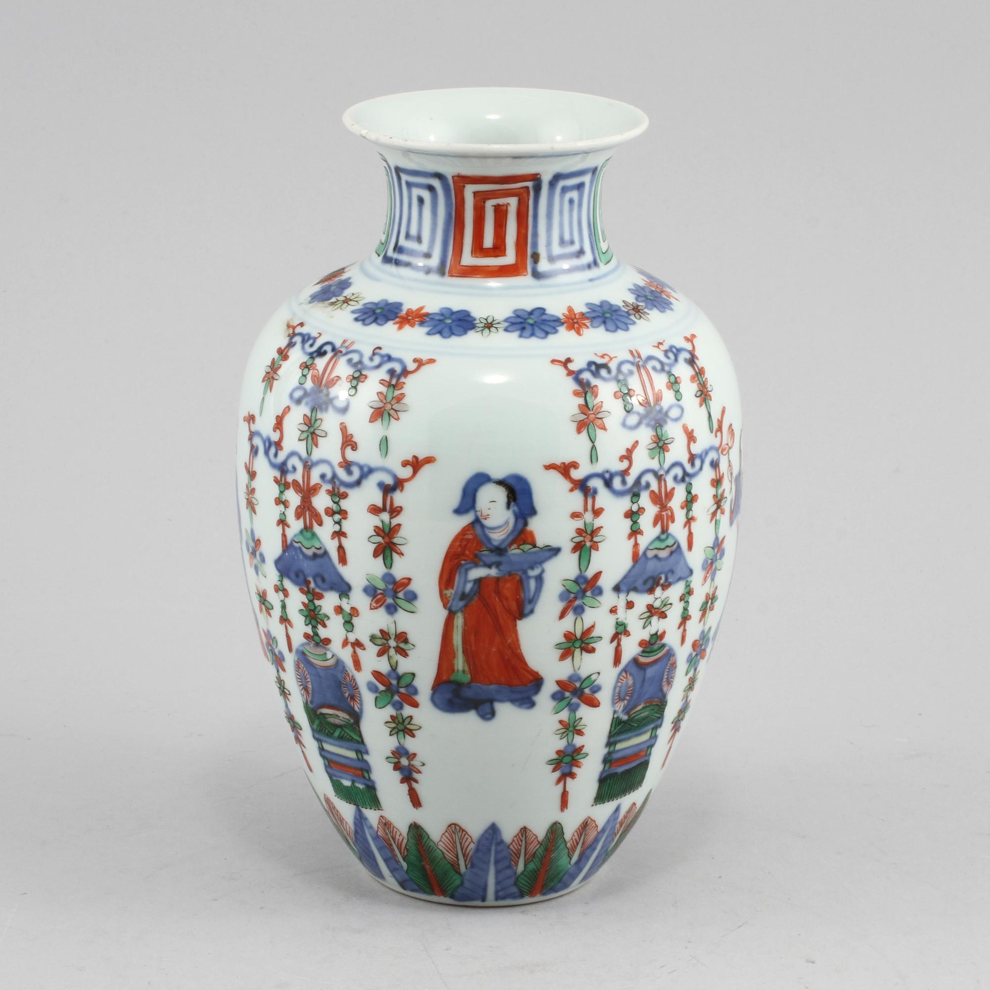 VAS, porslin, Kina, 1900-tal.