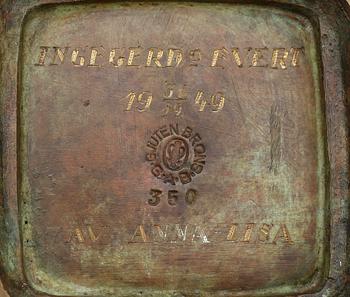 VASER samt LJUSSTAKAR, 3+4 st, diskusmetall och brons, Just Andersen o GAB, 1930/40-tal.