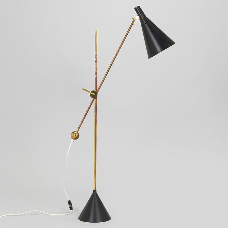Tapio Wirkkala, A mid-20th-century 'K 10-11' floor light for Idman.