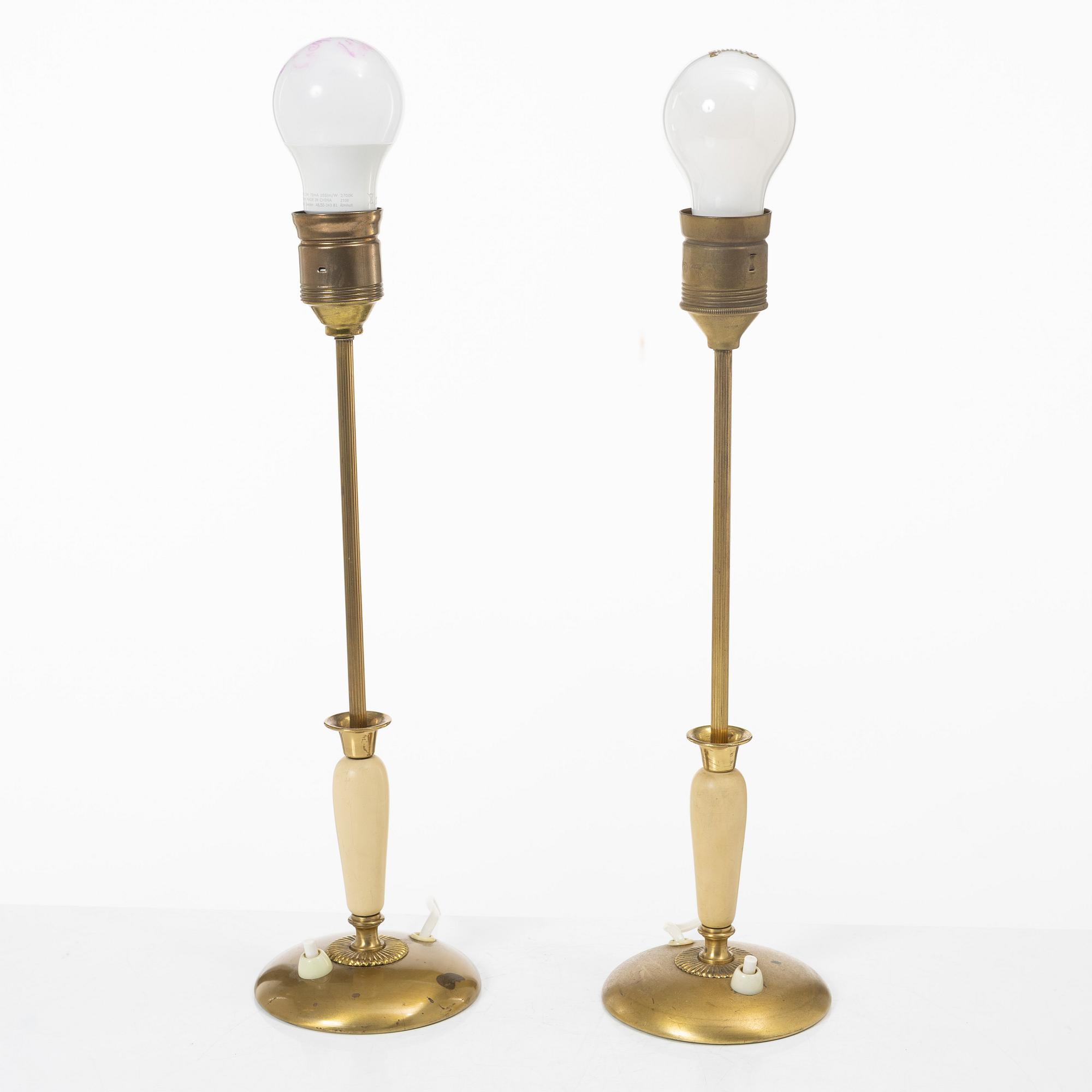 Bertil Brisborg, a pair of table lamps model 32149, Nordiska Kompaniet 1940s.