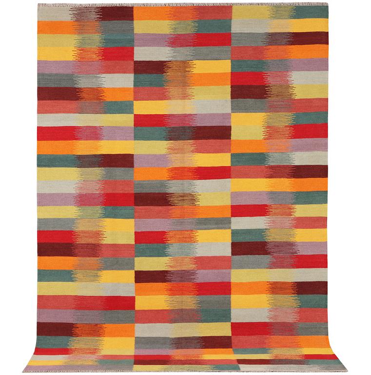 A Kilim carpet, c. 236 x 166 cm.