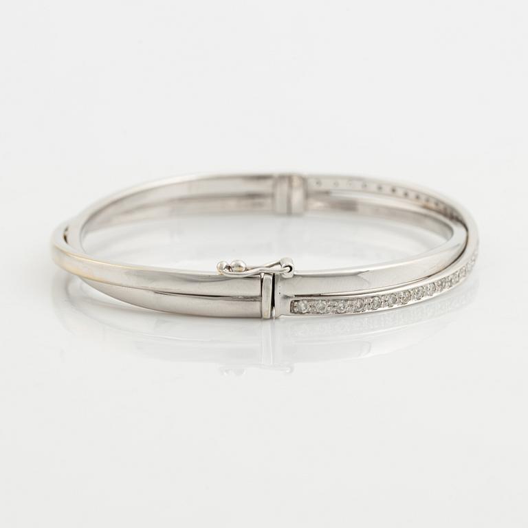 Bracelet, 18K white gold with brilliant-cut diamonds.